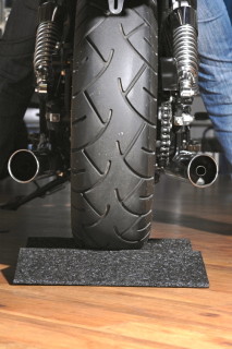 Motorrad Reifenschuhe 1 x bis 200mm Breite vorne und 1x bis 400mm Breite hinten